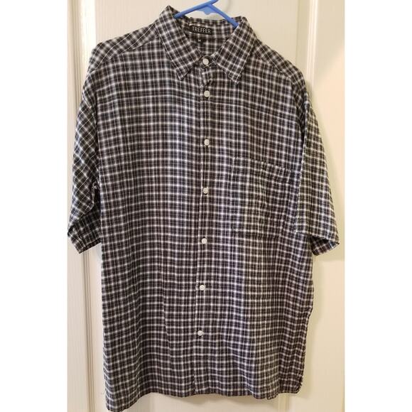 Treffer Mens Casual Career Travel Plaid Short Sleeve Button-Up Shirt Size Medium - Picture 1 of 4